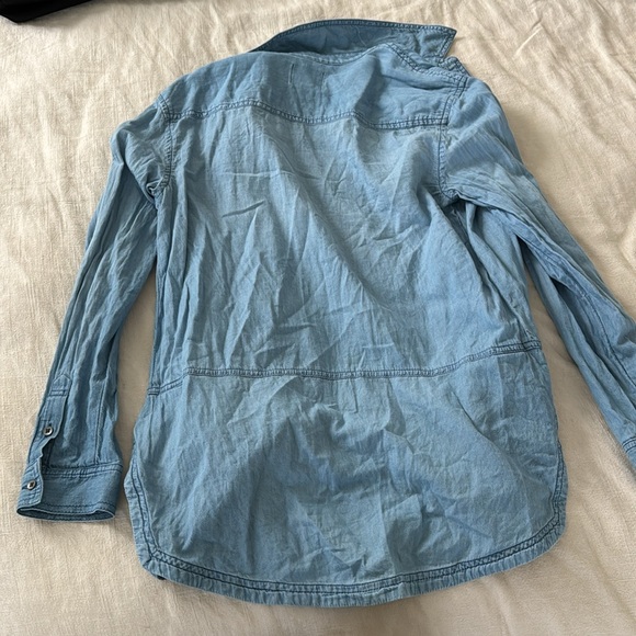 Melrose & Market Light Chambray Button Up - Picture 3 of 3